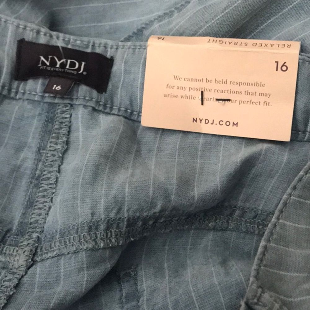 NWT NYDJ Relaxed Fit straight leg high rise jeans Sumstripes - Picture 7 of 12